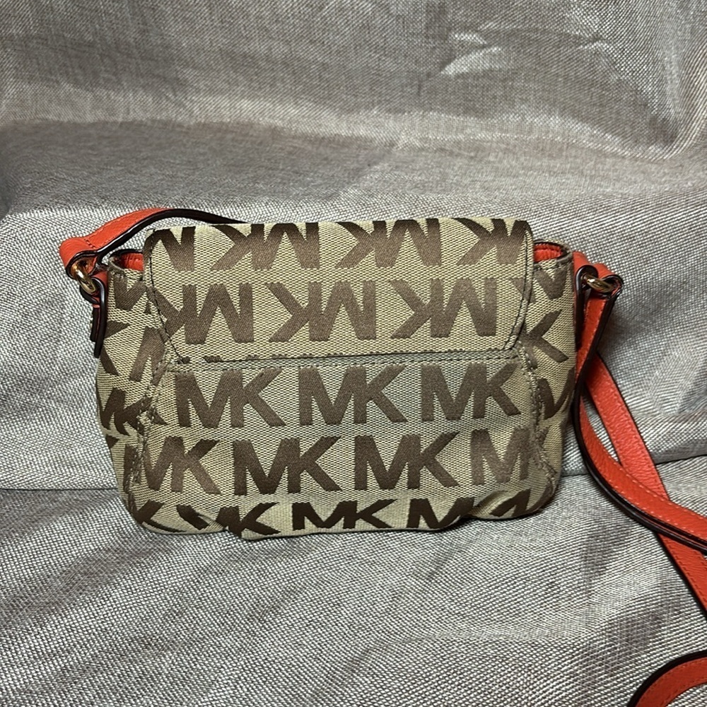 Michael Kors Tan Signature Jacquard Mini Crossbody - Picture 5 of 11